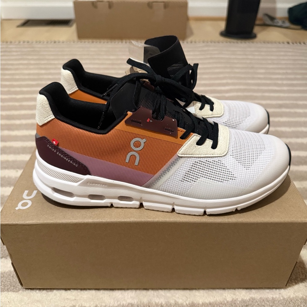 On Running Cloud Drift Sneakers - Copper and White (Brand new with tags!)